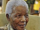 Nelson Mandela na archivním snímku z 16. kvtna 2011