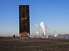Socha Richarda Serra v Nmecku za spalovnou odpadu a koksovnou (20. ledna 2019)