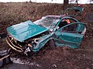 Nehoda osobn�ho auta, dod�vky a n�kladn�ho auta na silnici I/37 u St��te�e na...
