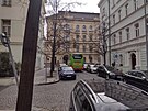 Autobus zablokoval ulici Jana Masaryka