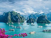 Zátoka Halong Bay ve Vietnamu v Tonkinském zálivu