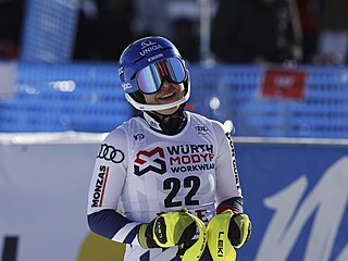 eská lyaka Martina Dubovská v cíli slalomu Svtového poháru v Aare.