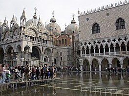 Dóecí palác v Benátkách byste na svj cestovní itinerá mli zaadit jen...