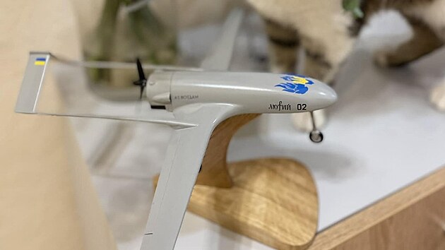 Model novho ukrajinskho dronu Ljutyj