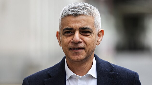 Londnsk starosta Sadiq Khan bhem kampan (25. bezna 2024)