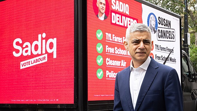 Londnsk starosta Sadiq Khan bhem kampan (25. bezna 2024)