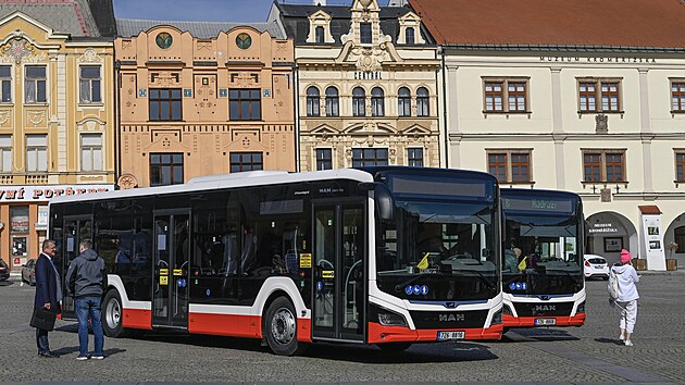 Pedstaven novch hybridnch autobus v Kromi. (bezen 2023)