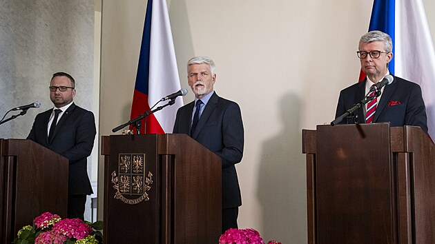 Prezident Petr Pavel na Hrad zprostedkoval jednn mezi vldou a opozinm ANO o dchodov reform.