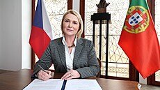 Ministryn obrany Jana ernochová na dálku podepsala s ministryní Portugalska...