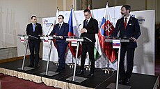Minist�i zahrani�í zemí V4. Zleva Rados�aw Sikorski (Polsko), Jan Lipavský...