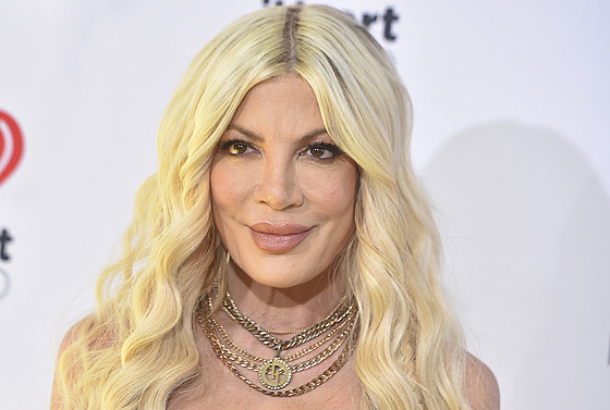 Tori Spellingová (Los Angeles, 1. dubna 2024)