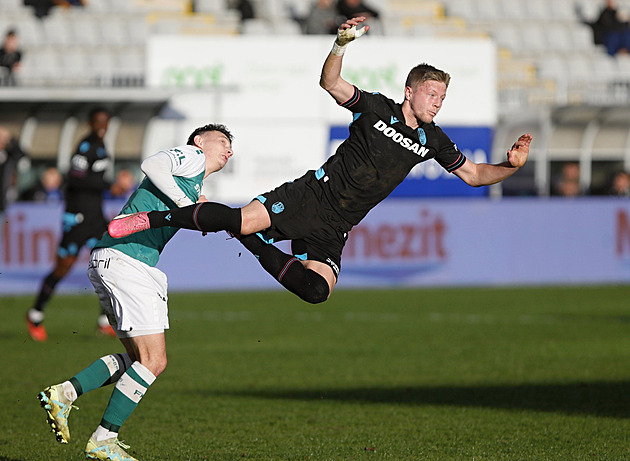 Jablonec - Plzeň 0:3, hosté jsou v semifinále poháru. Termín se bude hledat obtížně