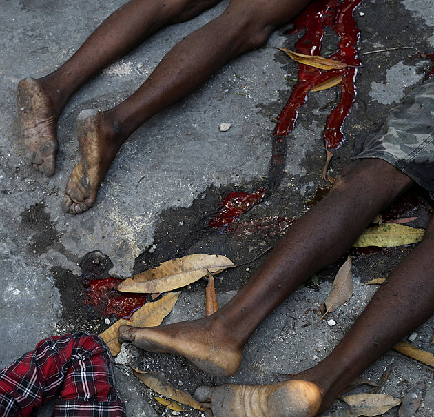 Uhranuli mi dítě, tvrdil šéf gangu. Na Haiti zabili na 200 lidí kvůli „čarodějnictví“