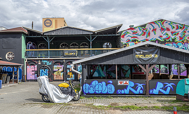 Nkdejí restaurace Bavorská na Palackého tíd v Brn dnes slouí jako...