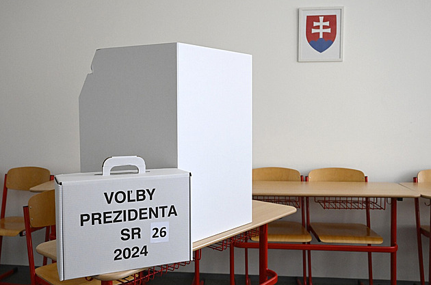 Korčok vs. Pellegrini. Slovensko volí prezidenta, čeká dosud nejtěsnější duel