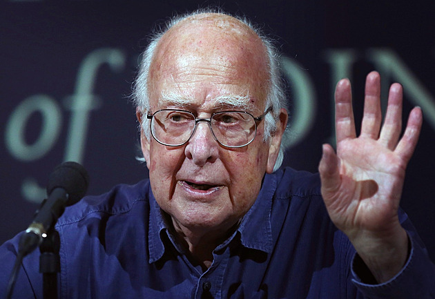 Zemřel držitel Nobelovy ceny Peter Higgs. Objeviteli „božské částice“ bylo 94 let