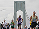 Verrazzano-Narrows Bridge neodmysliteln pat k trati Newyorskho maratonu.