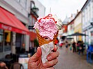 Zmrzlina ve formátu XXL má v Dánsku spolu s obloeným itným chlebem Smorrebrod...