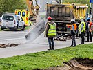 Stavbai zaali s opravou kiovatky Mileta u  hradeck fakultn nemocnice. (2....