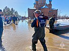 Následky záplav v Orsku v Rusku (5. dubna 2024)