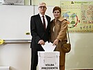 Prezidentský kandidát Ivan Korok odevzdal svj hlas ve druhém kole pímé volby...