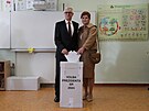 Ivan Korok odevzdal svj hlas v druhém kole prezidentských voleb v Senci. (6....