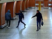 Policisté zatkli agresora z praského metra, hledají dalí napadené