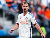 Pavel Bucha v bílém dresu Cincinnati