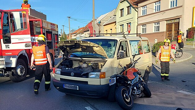 Stet s dodvkou ve Vizovicch odnesl motork tkm zrannm. (7. dubna 2024)