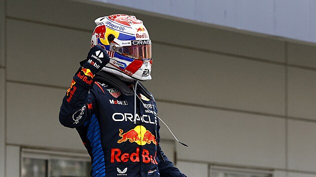Radost Maxe Verstappena po dokonen Velk ceny Japonska.