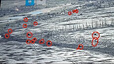 Trosky ruské vojenské techniky u obce Ton�nkoje (30. b�ezna 2024)