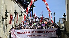 V Praze probíhá akce Pochod pro �ivot, jejím� cílem je podle po�ádající...