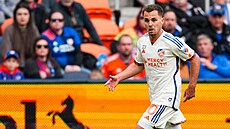 Pavel Bucha v bílém dresu Cincinnati