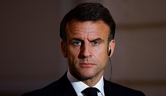 Francouzský prezident Emmanuel Macron pi setkání se srbským prezidentem...