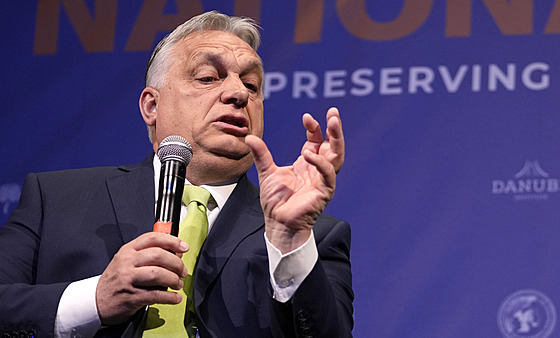Maarský premiér Viktor Orbán hovoí bhem konference Národního konzervatismu v...