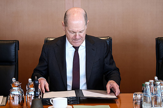 Olaf Scholz na jednání vlády (10. dubna 2024)