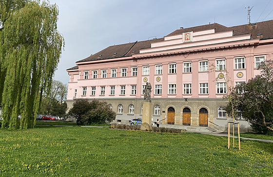 Budova Okresního soudu v Klatovech. (8. dubna 2024)