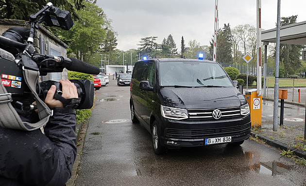 V Německu zatkli dva ruské špiony: údajně chtěli zabránit v pomoci Ukrajině a plánovali i bombové útoky