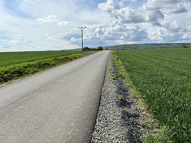 Policie chce v kauze zfušovaných silnic poslat k soudu dalších osm lidí a firmu