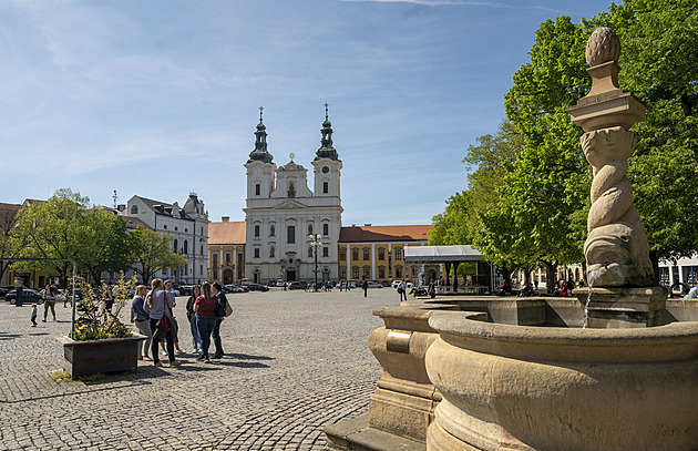 Masarykovo námstí v Uherském Hraditi eká promna, bude to poprvé po 70...