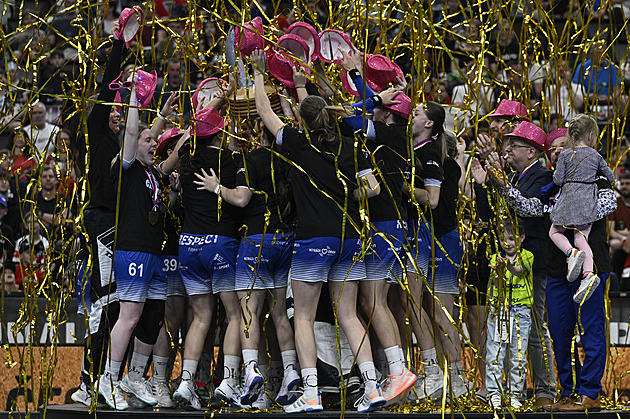 Florbalistky Vítkovic vyhrály nad Chodovem a osmým titulem vyrovnaly rekord