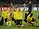 Fotbalist Dortmundu oslavuj postup do semifinle Ligy mistr.
