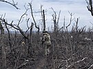 Ukrajinský voják na front nedaleko Bachmutu (18. bezna 2024)