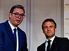 Francouzský prezident Emmanuel Macron a srbský prezident Aleksandar Vui pi...