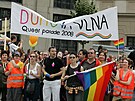 ��astn�ci Queer pochodu na n�m�t� Svobody v Brn�