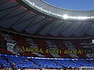 Fanouci Atlétika Madrid a jejich prezentace ped utkáním s Dortmundem.