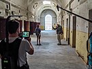 Film Vzení djin vznikal v prostorách uherskohradiské vznice.
