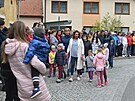N�v�t�va prezidenta Petra Pavla v Ostro�sk� Lhot� p�il�kala z�stupy lid�....