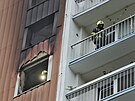 V �elezn�m Brod� ho�el byt v dev�t�m pat�e panelov�ho domu.