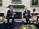 eský premiér Petr Fiala se v Bílém dom setkal s americkým prezidentem Joem...